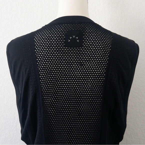 Varley Harvey Black Mesh Back Sleeveless Tank Top Athleisure S/M - Picture 7 of 10